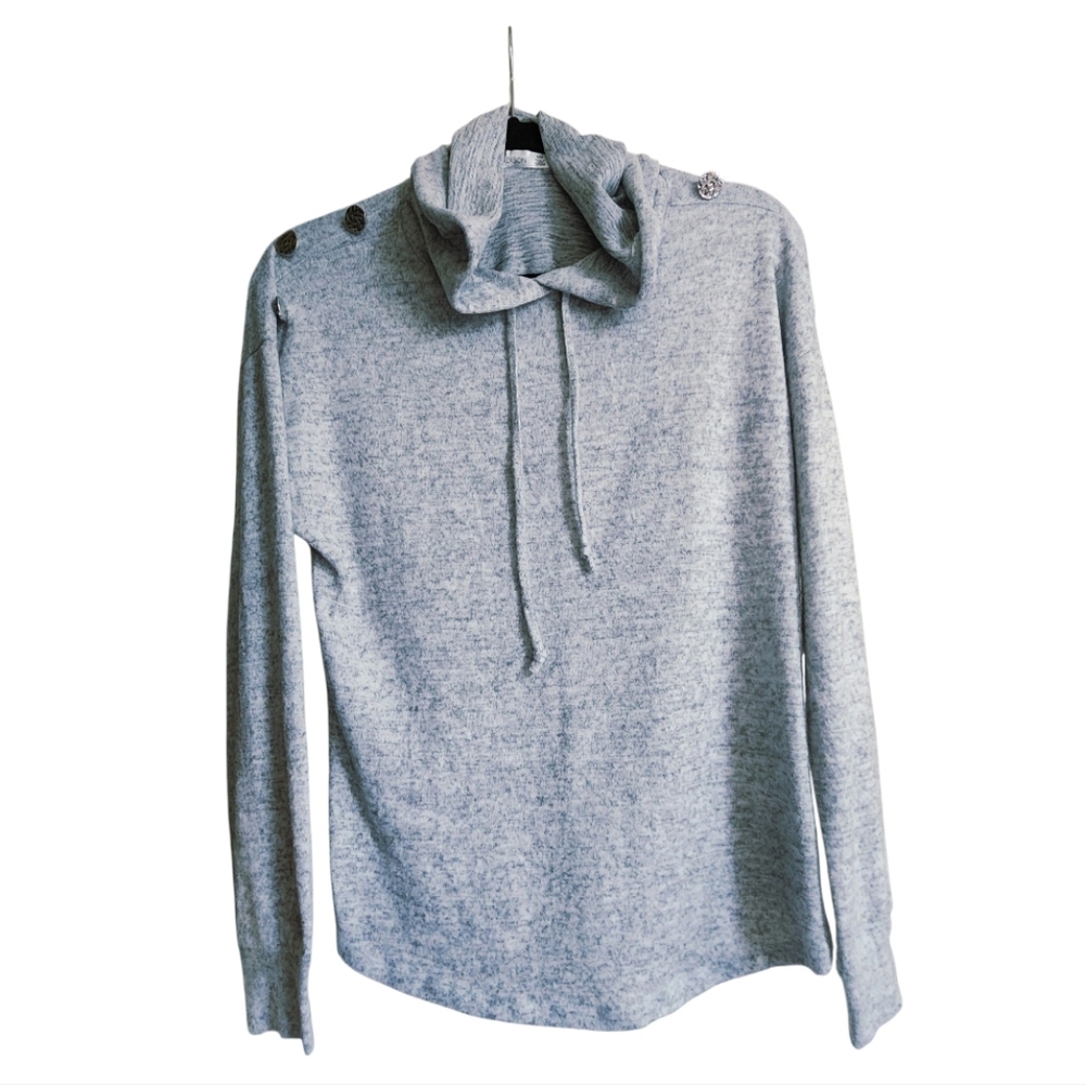 89th & Madison Light Gray Turtleneck Sweater